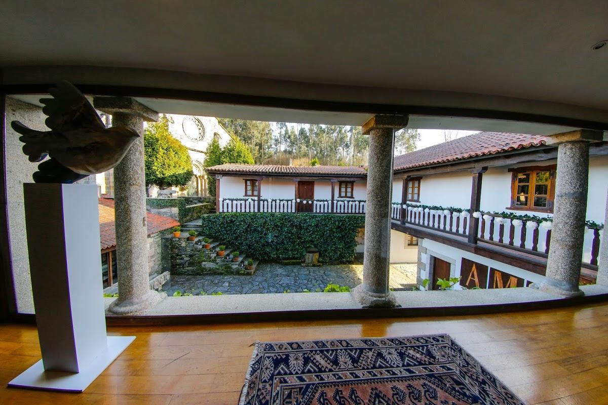 Rectoral De Cines Hotel Oza de los Ríos Buitenkant foto